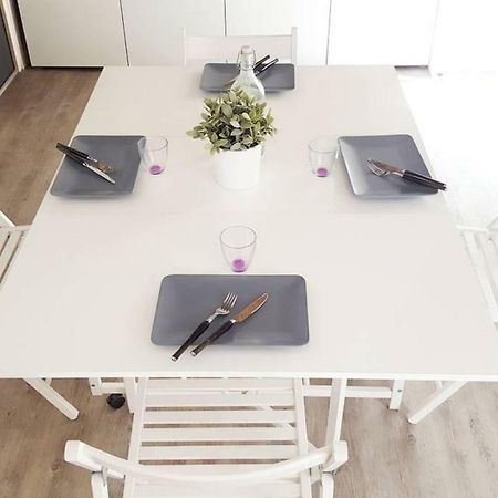 Gregbnb - Filet Suspendu ! - Parking Inclus - Climatise - Wifi -15Min Gare Toulon Exterior foto